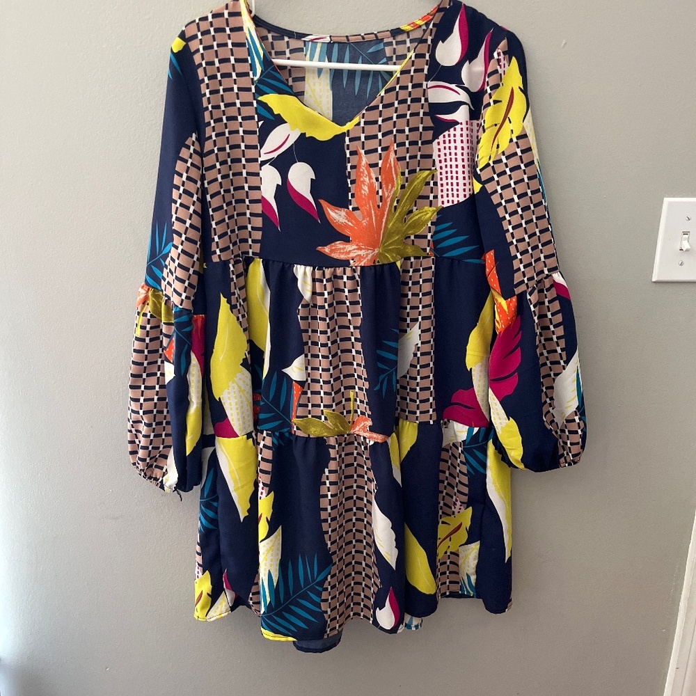 Long sleeved print dress